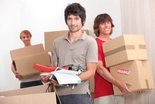 Self storage facility in Highbury for local homes and businesses